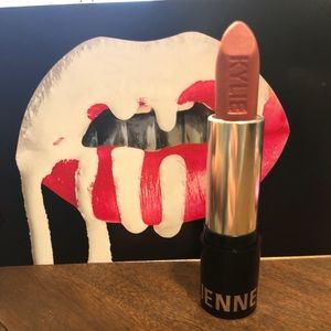 Kylie Cosmetics Summer Collection Lipstick-Miami